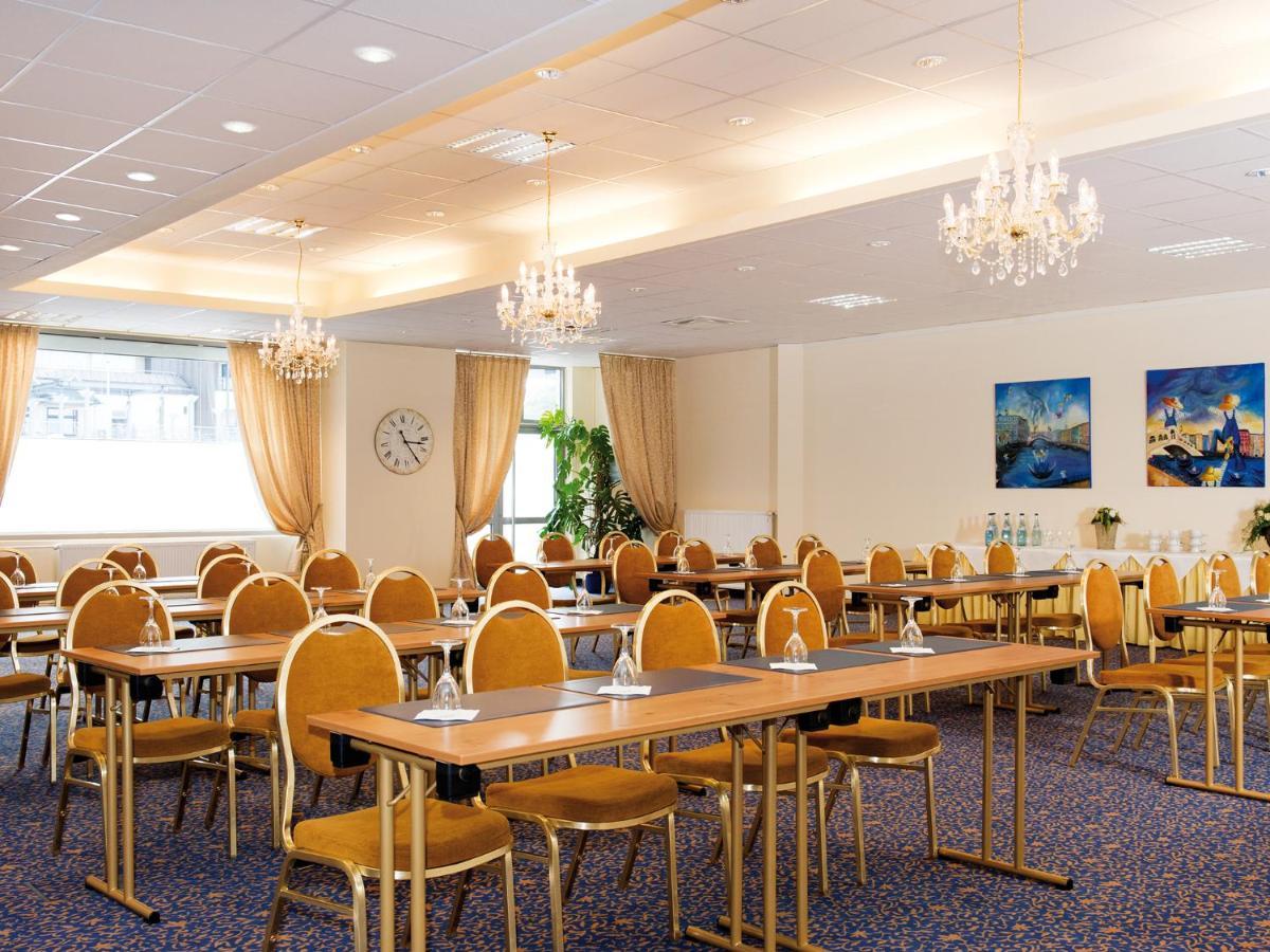 Victor'S Residenz-Hotel Saarlouis Esterno foto