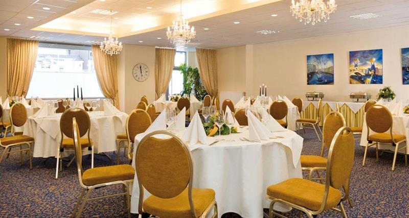 Victor'S Residenz-Hotel Saarlouis Esterno foto